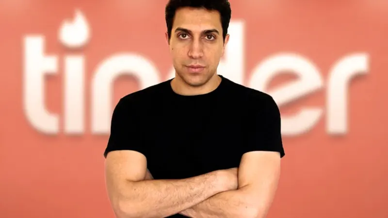 Tinder New AI Feature Learns You from Your Camera Roll