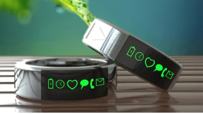 This Smart Ring Lets You Talk, Think, and Control Music